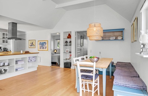 Holloselund House | Due to rooms that are open to the ridge, the house is particularly bright and inviting.