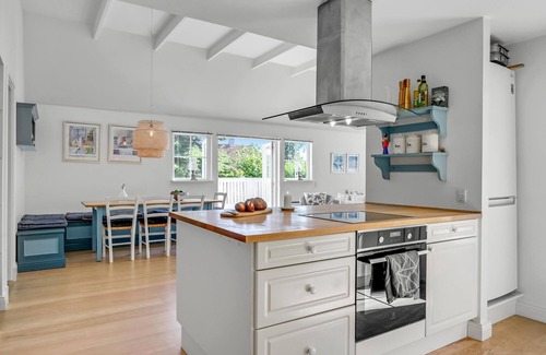 Holloselund House | Due to rooms that are open to the ridge, the house is particularly bright and inviting.