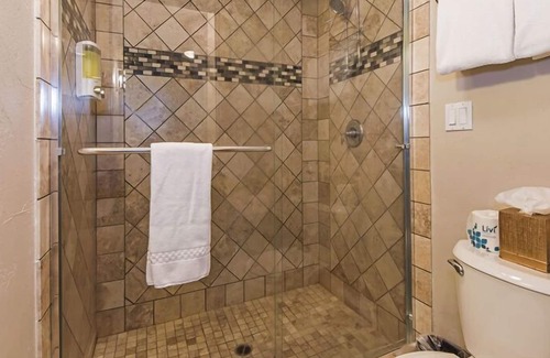 Century West Condo | Duel Upper-Level Condos with Mt. Bachelor Village Amenities!