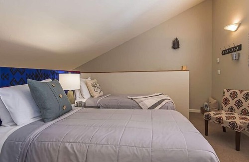 Century West Condo | Duel Upper-Level Condos with Mt. Bachelor Village Amenities!