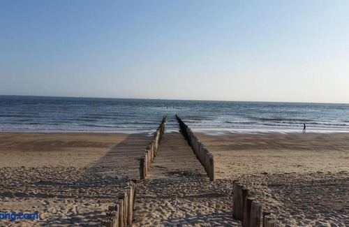 Westkapelle Apartment | Duinzicht 8 Bed By The Sea