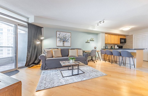 Downtown Mississauga Condo | Duke Of York Boutique Suites
