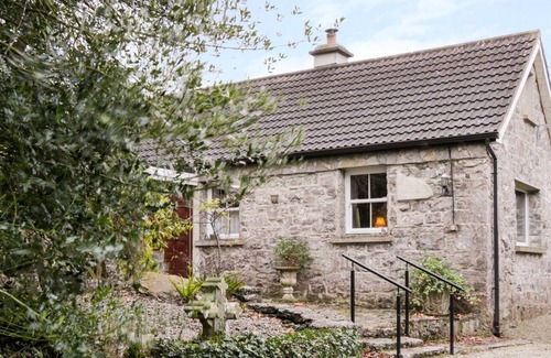 Oughterard Cottage | DUN NA RON, family friendly in Oughterard, County Galway