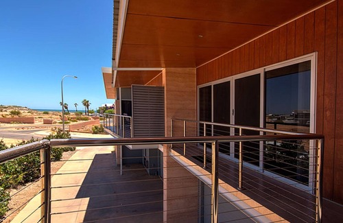 Exmouth House | Dunes - Luxury two story home on the canals. Free access to swimming pool at Mantarays Resort
