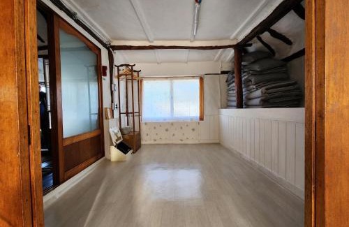Gujwa House | Dunji Stay
