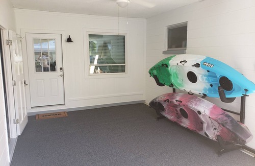 Dunnellon House | Dunnellon Pool House on Tiger Lake Near Rainbow River State Park & Tubing