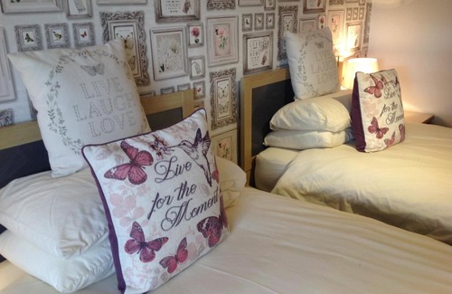 Aviemore Bed & Breakfast | Dunroamin Bed and Breakfast