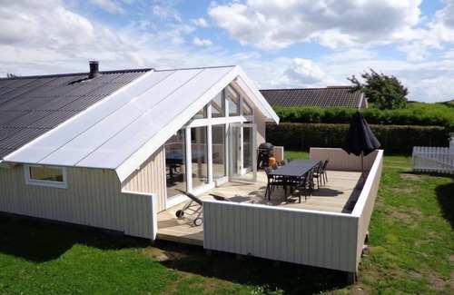Næs House | "Dunya" - 400m from the sea by Interhome