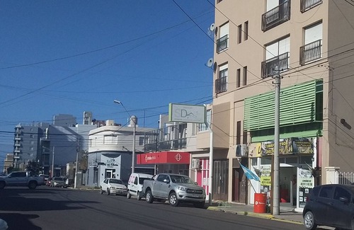 Puerto Madryn House | DUPLEX 2 CUADRAS DEL MAR ESTACIONAMIENTO PRIVADO