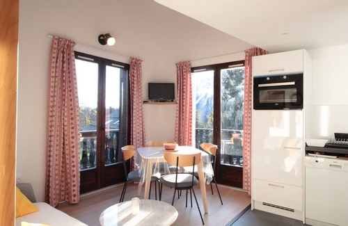 Les Carroz-d'Araches Apartment | Duplex 2BR/4 with Balcony, WIFI and Parking in Les Carroz