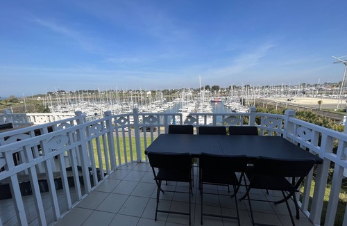 Arzon Apartment | Duplex 6 pers Port du Crouesty - terrace, port and sea view. Rated 3 *