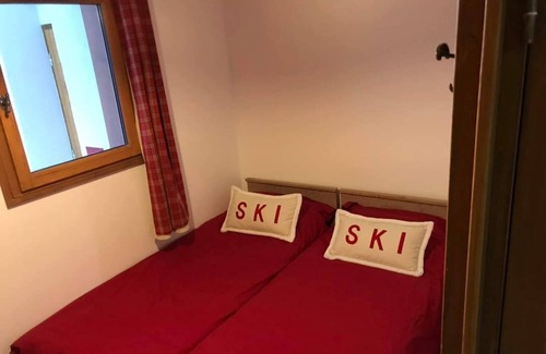 Les Sagnieres Apartment | Duplex 8 Pers Piscine et Parking Privatives à la Résidence Au Pied des Pistes