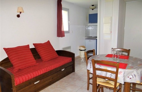 Vallon-Pont-d'Arc House | Duplex A/C 3 pièces 6 pers. avec terrasse à Vallon Pont d'Arc - Piscine chauffée, Animaux OK