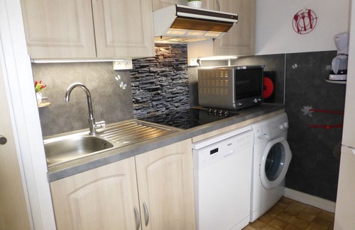 Saint-Cyprien Plage Villa | Duplex Air-conditioned 3*, 6 pers, Swimming pool, Sea 400m, Bicycles, WiFi, Garden, Terrace.