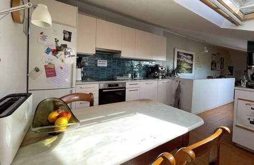 Pena Apartment | Duplex apart. with a terrace; sunny, with view over the Castle, 400m from Baixa