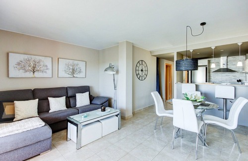 Palau-Saverdera Apartment | Duplex apartment in Palau-saverdera