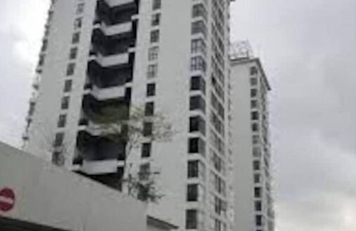 Cyberjaya Apartment | Duplex Apartment Lakeview - Free Netflix & WiFi