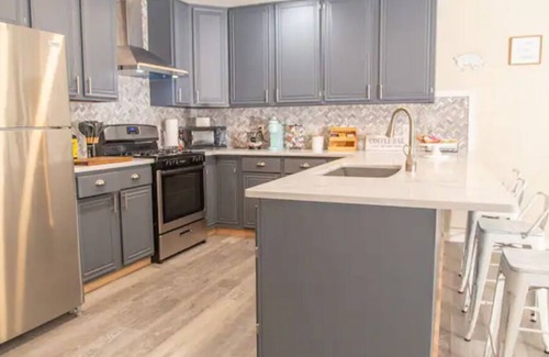 Dodge City House | Duplex Centrally located self check-in, wifi, attached Garage