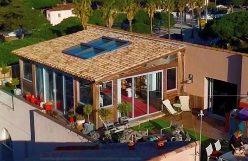 Toulon - Hyeres Apartment | Duplex Exceptionnel Pieds Dans L'eau 200 M2 et 150 M2 de Terrasse vue mer