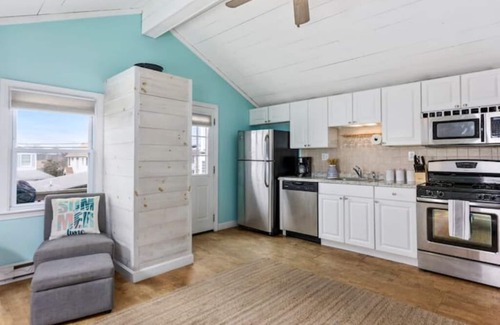 Salisbury Beach House | Duplex for Multi-Family Groups -Pet Friendly-Steps to Beach-45 Min to Salem, MA