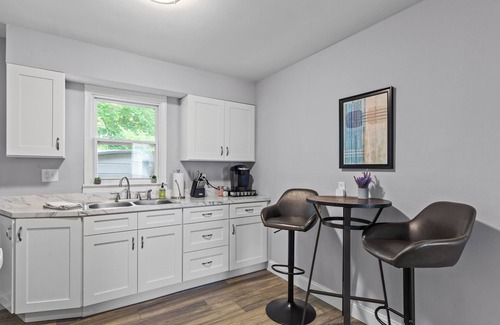 St. Charles Apartment | Duplex Hideaway in St. Charles, MO