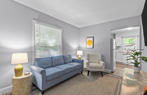 St. Charles Apartment | Duplex Hideaway in St. Charles, MO