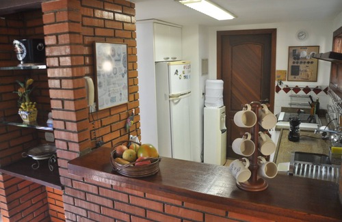 Joao Fernandes House | Duplex House in Gated Community in João Fernandescom Sea View. Opportunity.