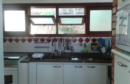 Joao Fernandes House | Duplex House in Gated Community in João Fernandescom Sea View. Opportunity.