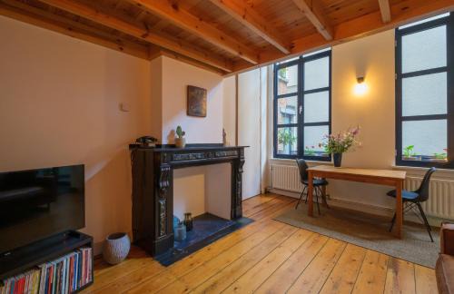 University District Apartment | Duplex in historical centre with private courtyard