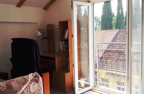 Downtown Apartment | Duplex in the center of town