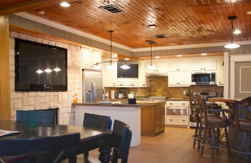 Denison Cabin | Duplex Style Cabin on Lake Texoma: Cabin 207