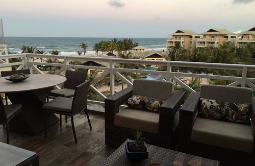Porto das Dunas Apartment | Duplex waterfront 2km from Beach Park in the most complete condominium of Porto das Dunas