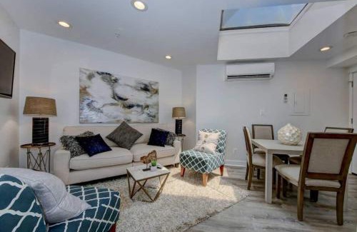 Dupont Circle Bed & Breakfast | Dupont Circle-suite 7kalorama Luxury Apartment