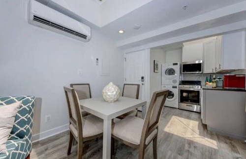 Dupont Circle Bed & Breakfast | Dupont Circle-suite 7kalorama Luxury Apartment