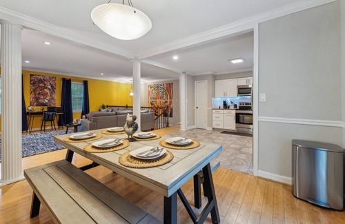 Durham House | Durham 4BR/3BA: Game Room, Pool, Art! Sleeps 10
