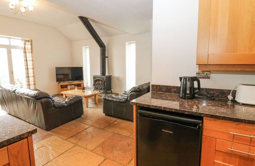 Wolsingham Cottage | DURHAM COTTAGE, pet friendly, with pool in Wolsingham