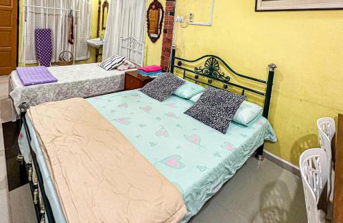 Bayan Lepas House | Dusun Indah Cottage 1