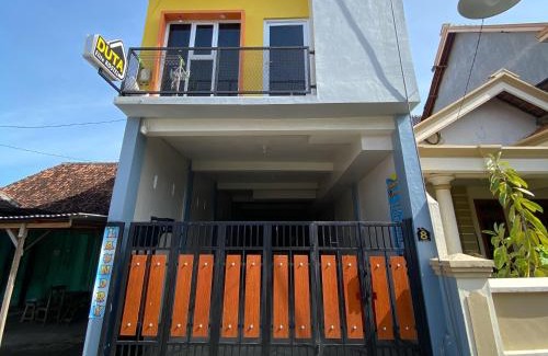 Caruban Hotel | Duta Elite Kostel Syariah near RSUD Caruban Redpartner