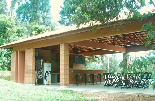 Bairro dos Finco House | Dutch Charm Farm