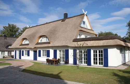 Gross Schwansee Villa | DUXCAAR/La Mer Comfortable holiday residence