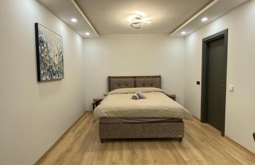 Lozenets Apartment | DV13 Luxury Suite Sofia Center