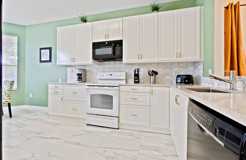 Windsor Hills House | DVL2638 Summary: Wind