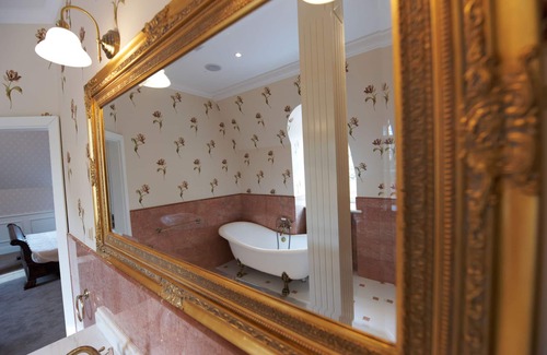 Dobczyce Hotel | Dwór Sieraków