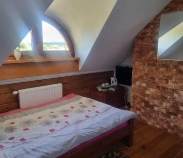 Suprasl Hotel | Dworek Mieldziczowka