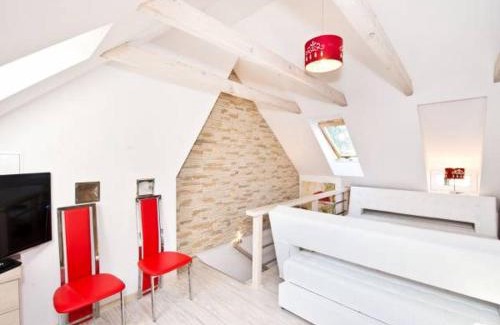 Wzgorze Swietego Maksymiliana Apartment | Dwupoziomowy Stylowy Apartament Przy Centrum Gdyni, Niedaleko Morza