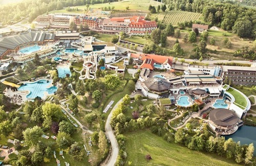 Loipersdorf bei Fuerstenfeld House | DZ Lilie Oder Orchidee - ab 2 Nächte Inkl. Therme - Thermenhotel Vier Jahreszeiten