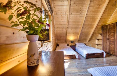 Czarna House | Dzika Cisza DOMEK CAŁOROCZNY