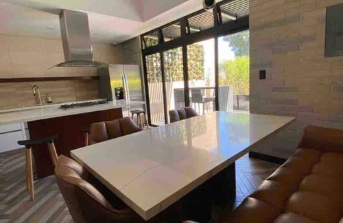 Zona 9 Apartment | EÓN 13 - Apartamento Moderno, Vista Cayala, Aire Acondicionado