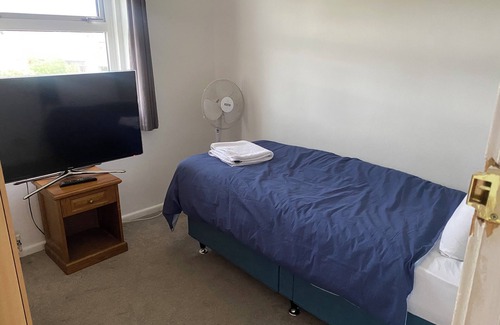 Hemel Hempstead Bed & Breakfast | E House