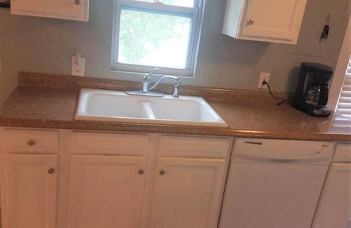 Maxwell House | E Nashville*1/2 Block to 5Points*Eat/Drink*2BR/1BA